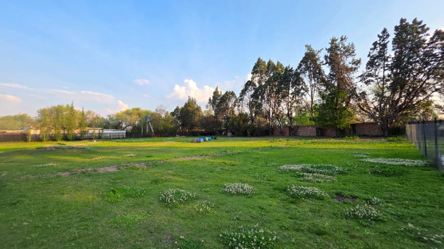 4 Bedroom Property for Sale in Roodewal Free State